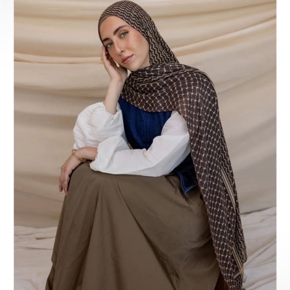 Vela Scarves OAK KUFFIYEH Standard